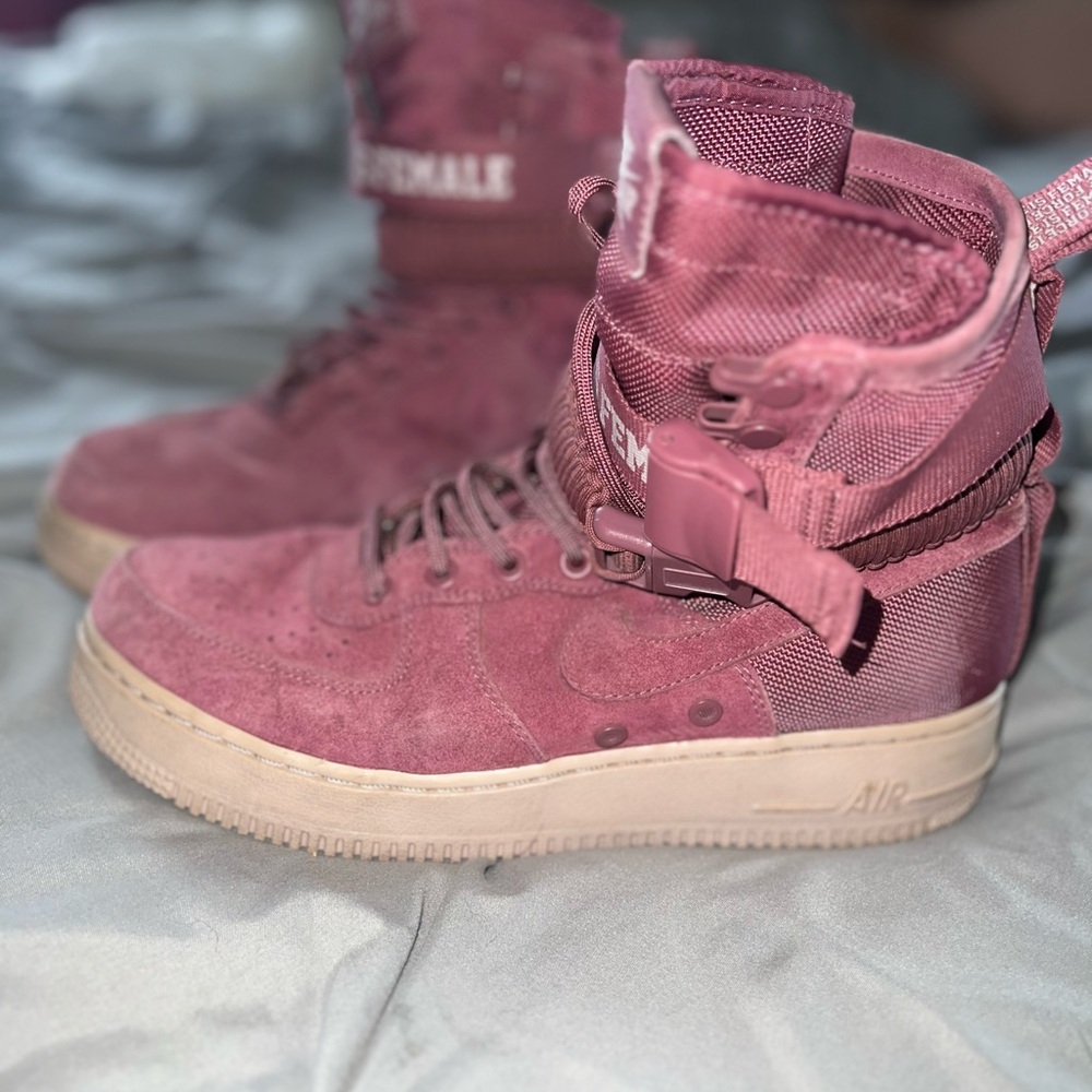 “The force is female” Air Force 1